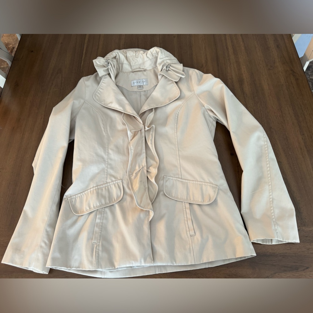 Breton Tan Jacket Ruffle Detail Size Small - Picture 8 of 9